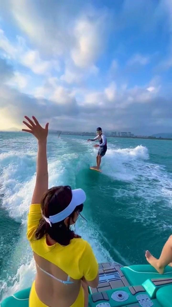 救援受困山洞的男子